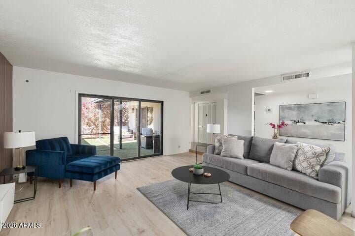 7803 E Mackenzie Dr, Scottsdale, AZ 85251