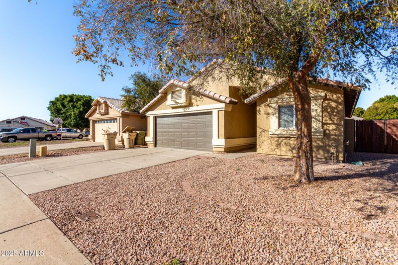 7804 W Rancho Dr, Glendale, AZ 85303