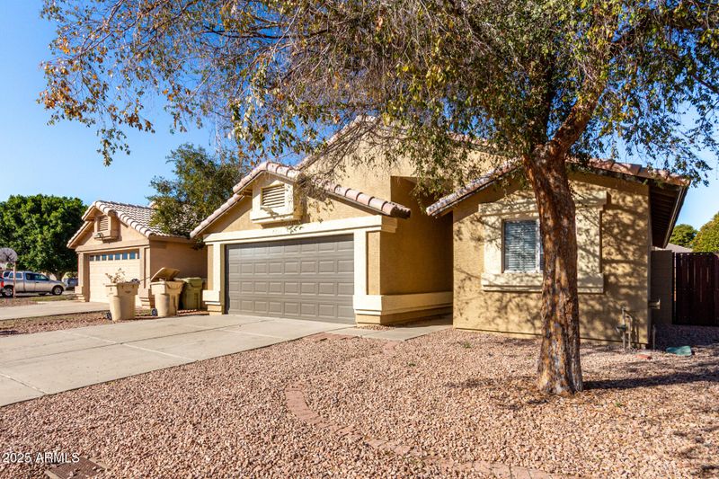 7804 W Rancho Dr, Glendale, AZ 85303