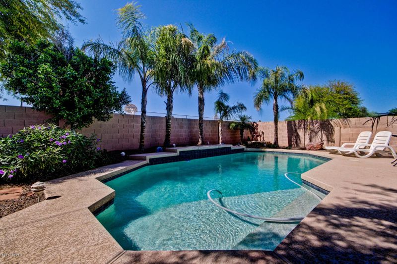 7805 W Cinnabar Ave, Peoria, AZ 85345
