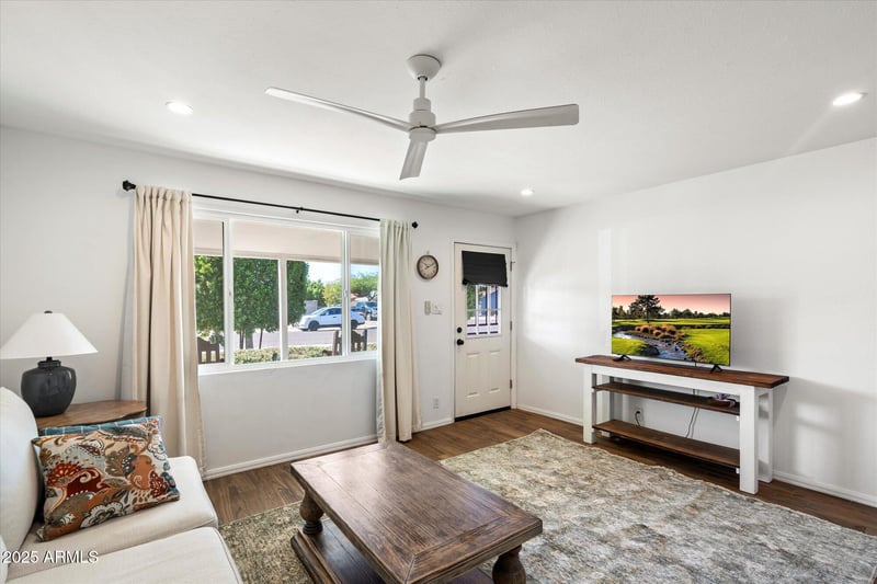 7806 Loma Land Dr, Scottsdale, AZ 85257