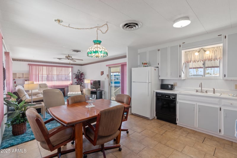 7807 E Main St #B30, Mesa, AZ 85207