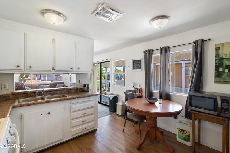 7807 Main St #E2, Mesa, AZ 85207