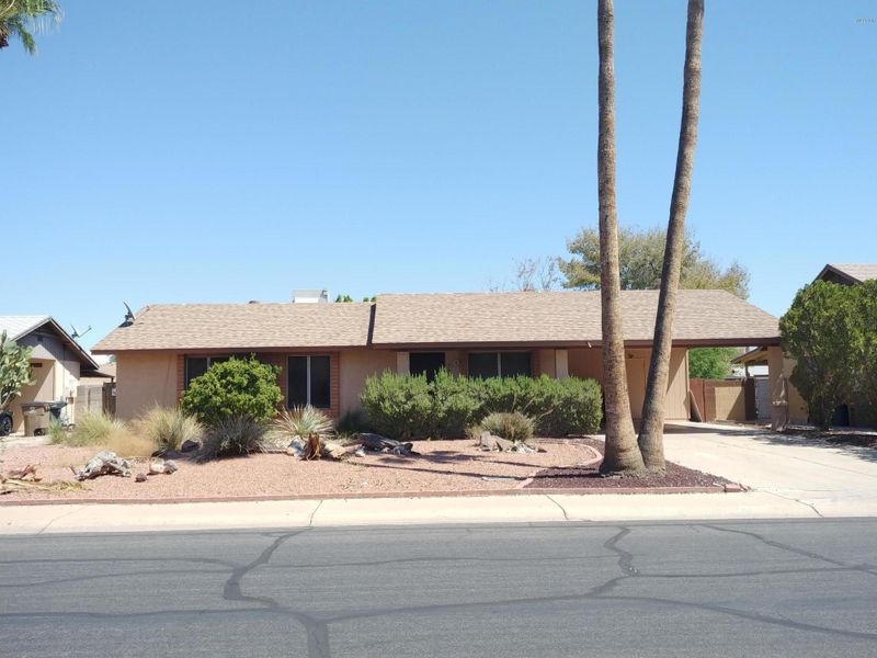7807 N 107th Ln, Glendale, AZ 85307