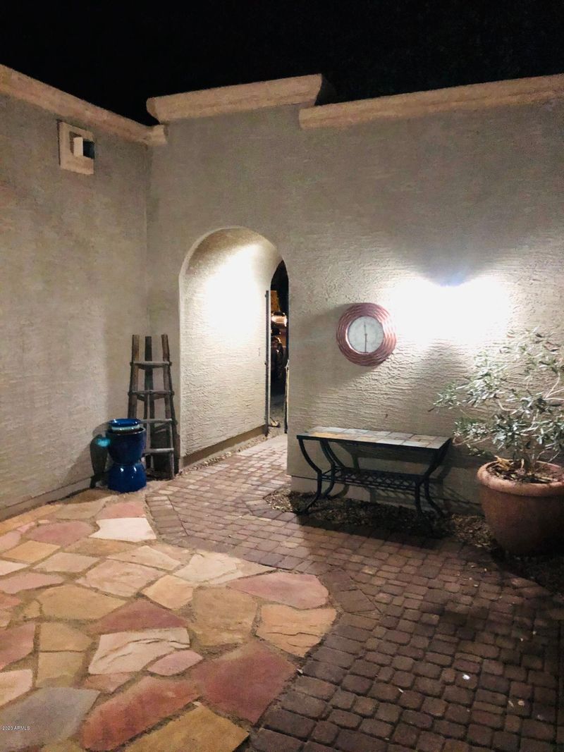 7807 S 5th Dr, Phoenix, AZ 85041