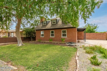 7808 59th Ln, Glendale, AZ 85301