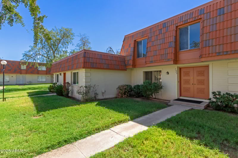 7809 49th Ave, Glendale, AZ 85301