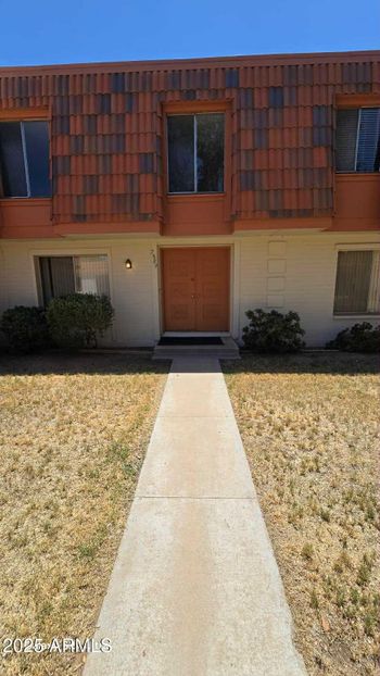 7809 N 49th Ave, Glendale, AZ 85301