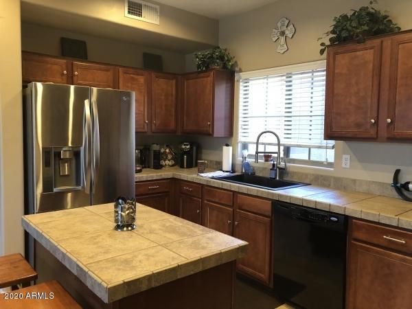 7809 S 6th Dr, Phoenix, AZ 85041