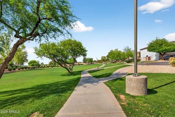 781 Capricorn Way, Chandler, AZ 85249