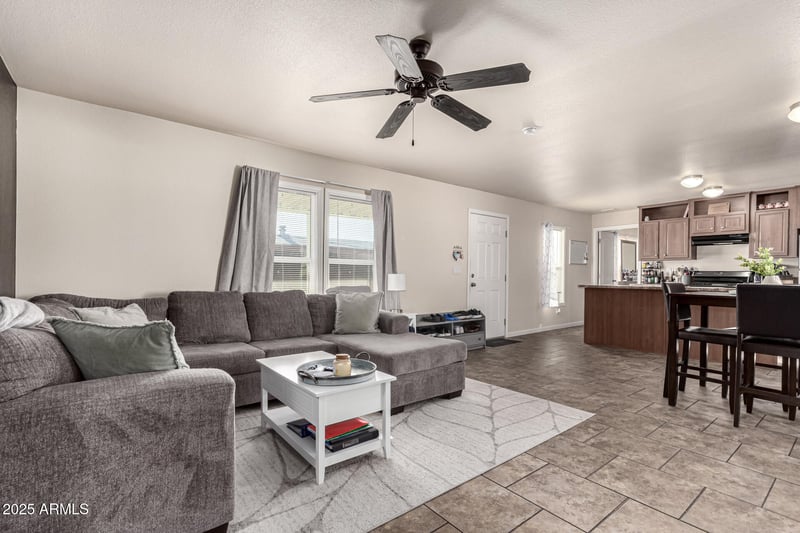 7810 Peoria Ave #121, Peoria, AZ 85345