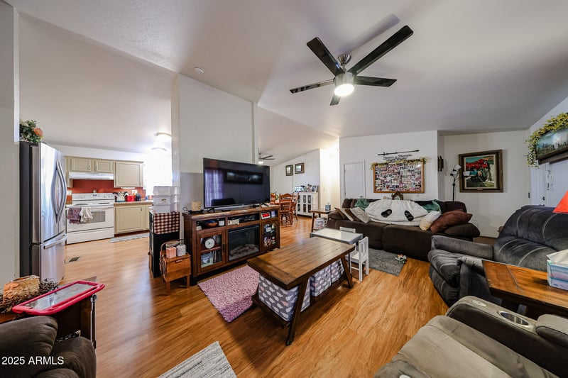 7810 Peoria Ave #98, Peoria, AZ 85345