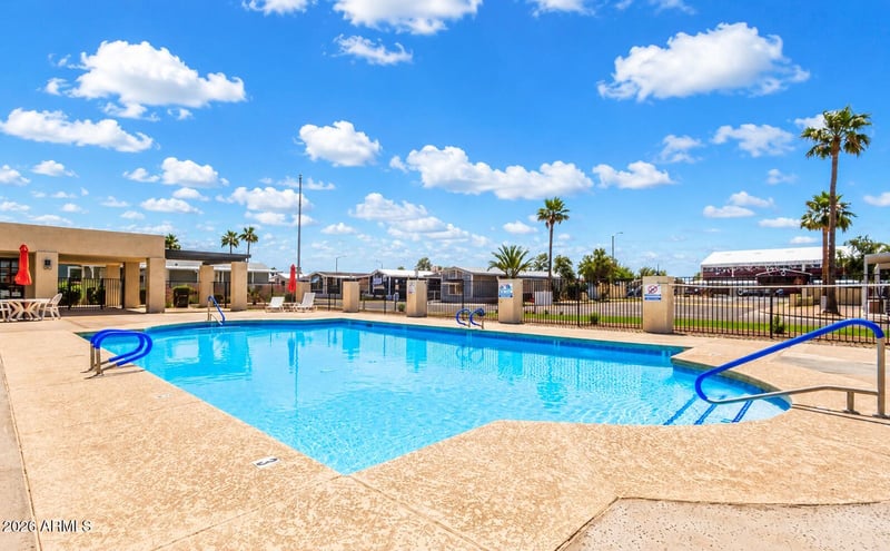 7810 W Peoria Ave #121, Peoria, AZ 85345