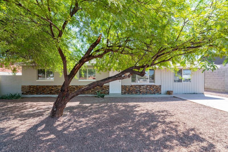7811 S 1st Dr, Phoenix, AZ 85041