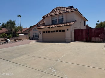 7813 Dreyfus Dr, Peoria, AZ 85381