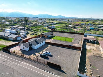 7814 55th Ave, Laveen, AZ 85339