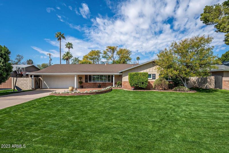 7814 N 6th St, Phoenix, AZ 85020