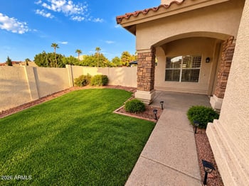 7815 W Kerry Ln, Glendale, AZ 85308