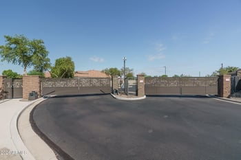 7817 N 86th Ln, Glendale, AZ 85305