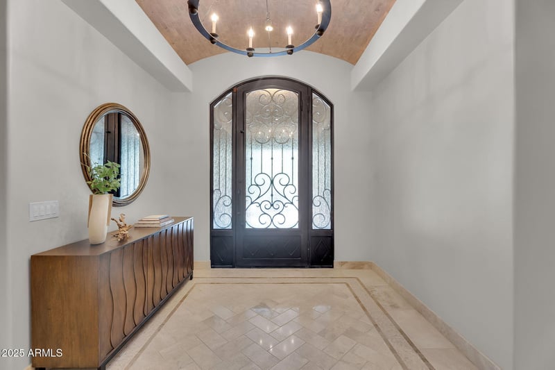 7818 Sherri Ln, Paradise Valley, AZ 85253
