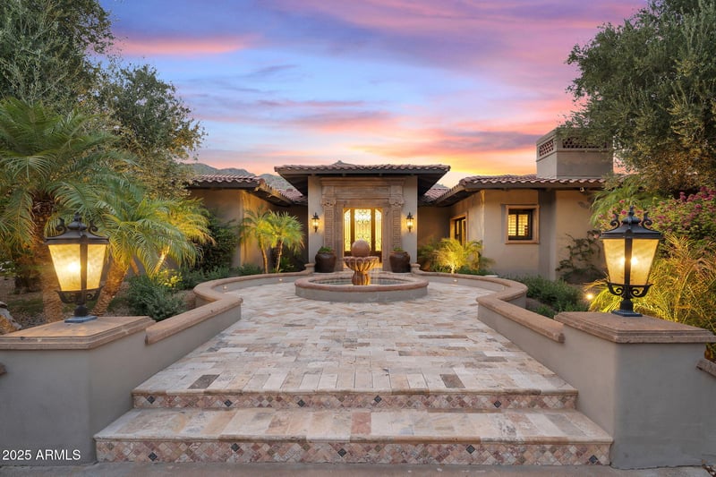 7818 Sherri Ln, Paradise Valley, AZ 85253