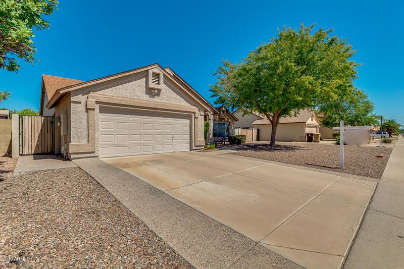 7818 W Hearn Rd, Peoria, AZ 85381