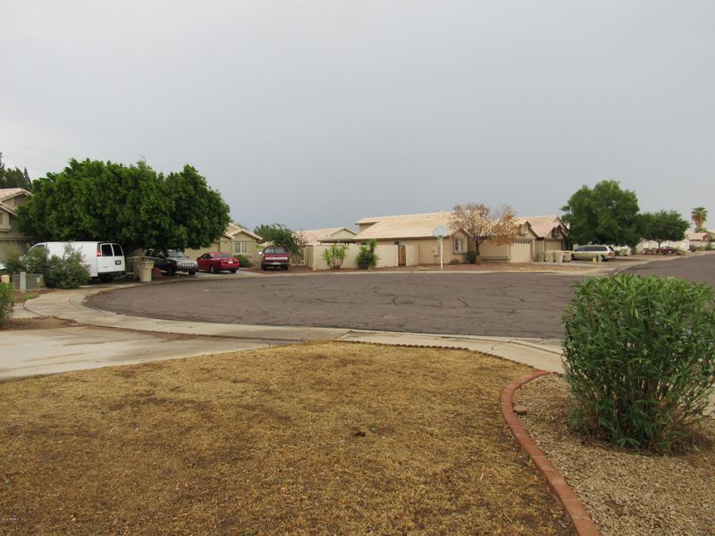 7818 W Rancho Dr, Glendale, AZ 85303