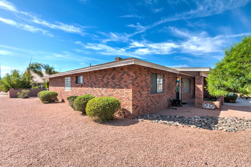 7819 E Navarro Ave, Mesa, AZ 85209