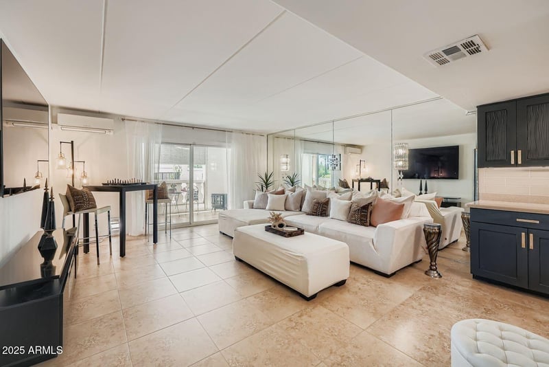 7820 Camelback Rd #109, Scottsdale, AZ 85251