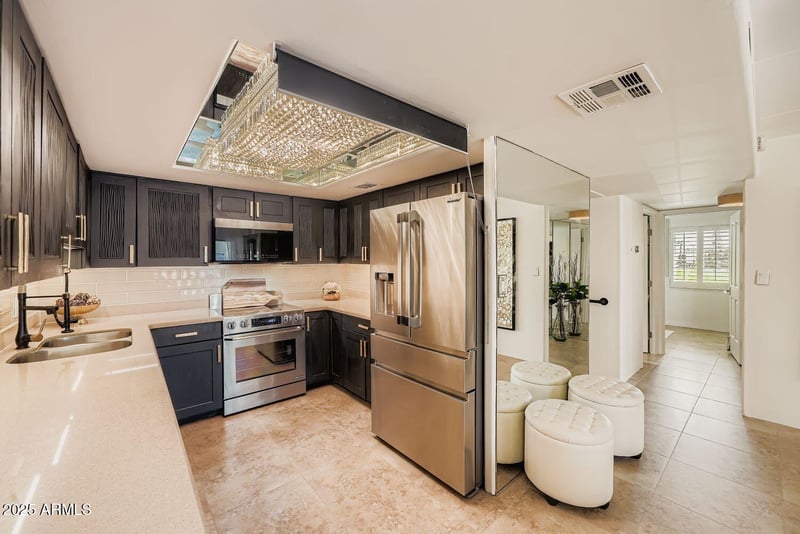 7820 Camelback Rd #109, Scottsdale, AZ 85251