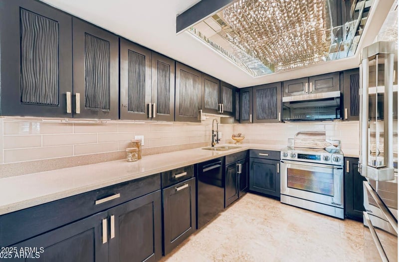 7820 Camelback Rd #109, Scottsdale, AZ 85251