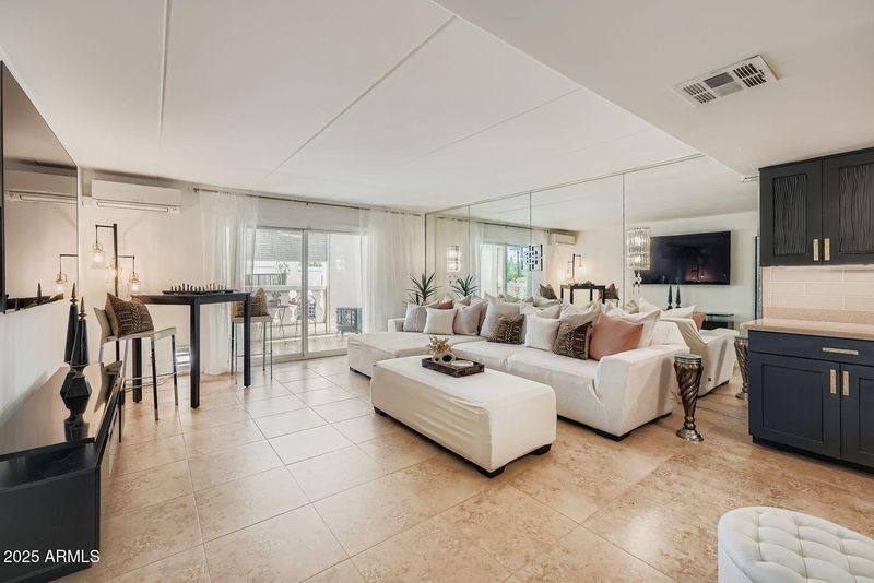 7820 E Camelback Rd #109, Scottsdale, AZ 85251