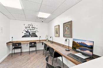 7820 Camelback Rd #311, Scottsdale, AZ 85251