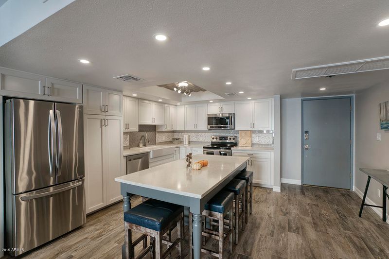 7820 E Camelback Rd #404, Scottsdale, AZ 85251