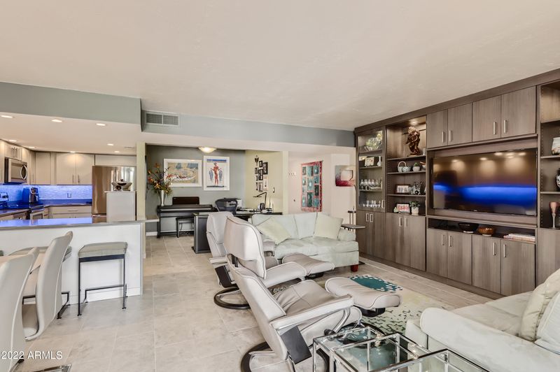 7820 E Camelback Rd E #206, Scottsdale, AZ 85251