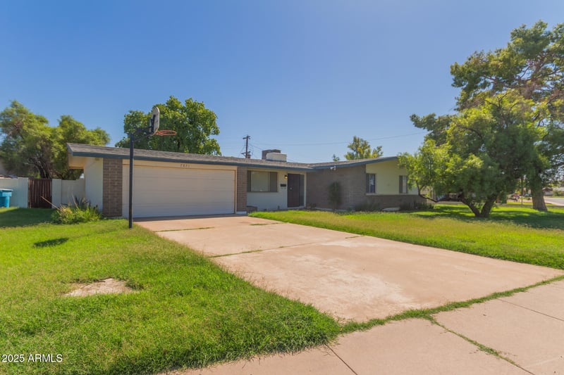 7821 32nd Dr, Phoenix, AZ 85051