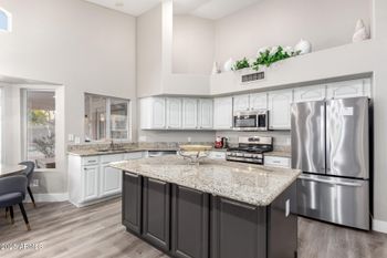 7821 W Wescott Dr, Glendale, AZ 85308