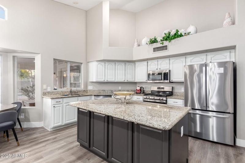 7821 Wescott Dr, Glendale, AZ 85308