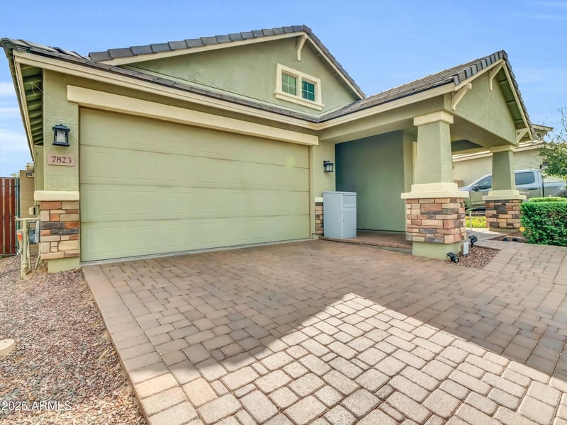 7823 23rd Pl, Phoenix, AZ 85042