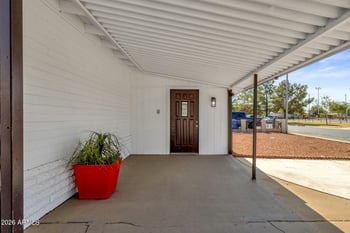 7824 Mitchell Dr, Phoenix, AZ 85033