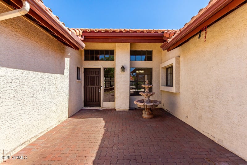 7825 Bloomfield Rd, Peoria, AZ 85381