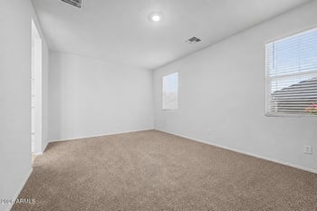 7825 Miami St, Phoenix, AZ 85043