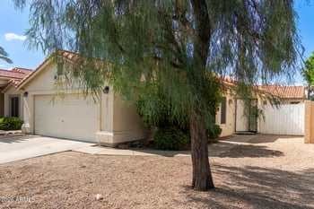 7826 Mcrae Way, Glendale, AZ 85308