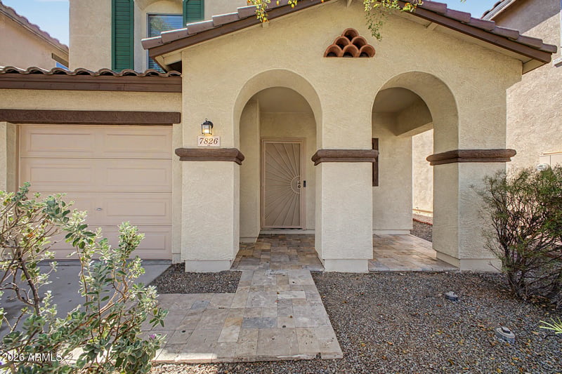 7826 S 64th Ln, Laveen, AZ 85339