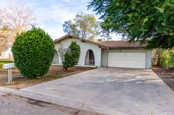 7827 61st Ave, Glendale, AZ 85301