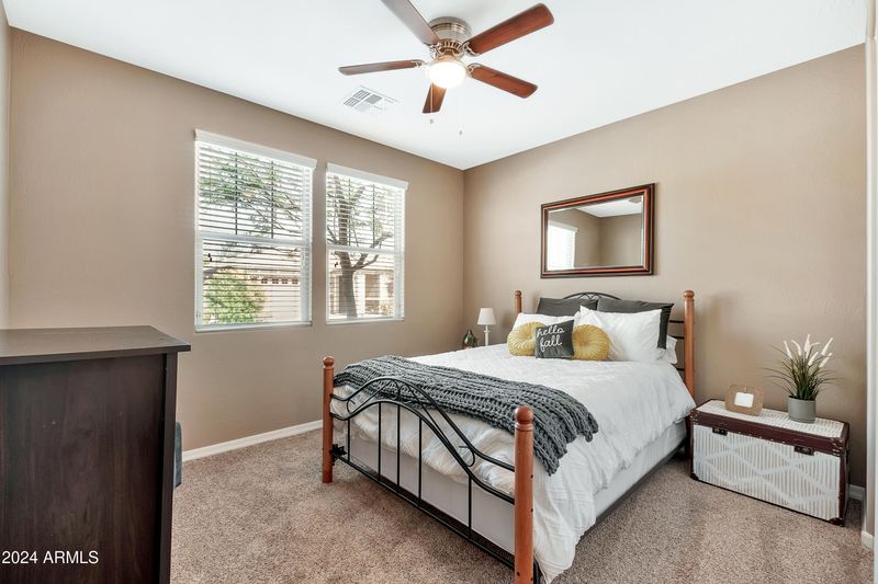 7827 E Billings St, Mesa, AZ 85207