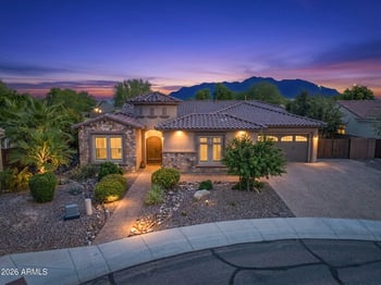 7827 Sequoia Dr, Gilbert, AZ 85298