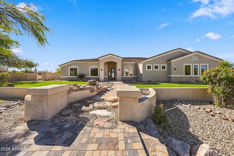 7829 E Plymouth Dr, Mesa, AZ 85207
