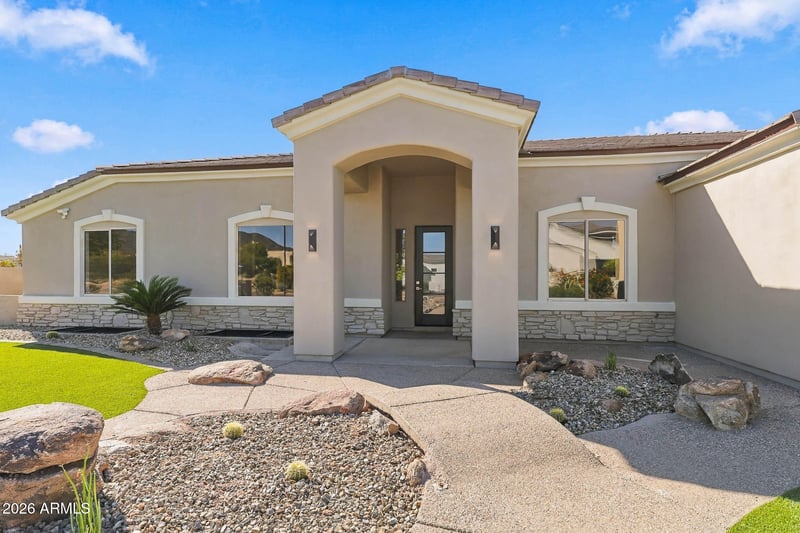 7829 E Plymouth Dr, Mesa, AZ 85207