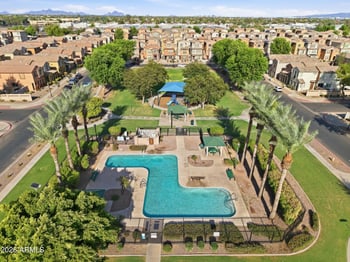 7829 Pike Pl, Phoenix, AZ 85035